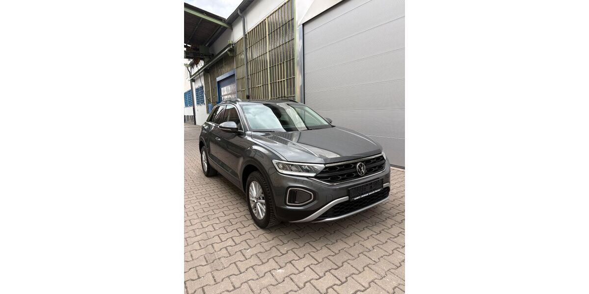 VW T-Roc 45.552 km 16.490 &euro; Düsseldorf 40231