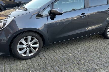 Kia Rio 95.757 km 6.500 &euro; Solingen 42697