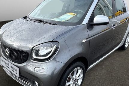 Smart ForFour 8.882 km 17.980 &euro; Willich 47877