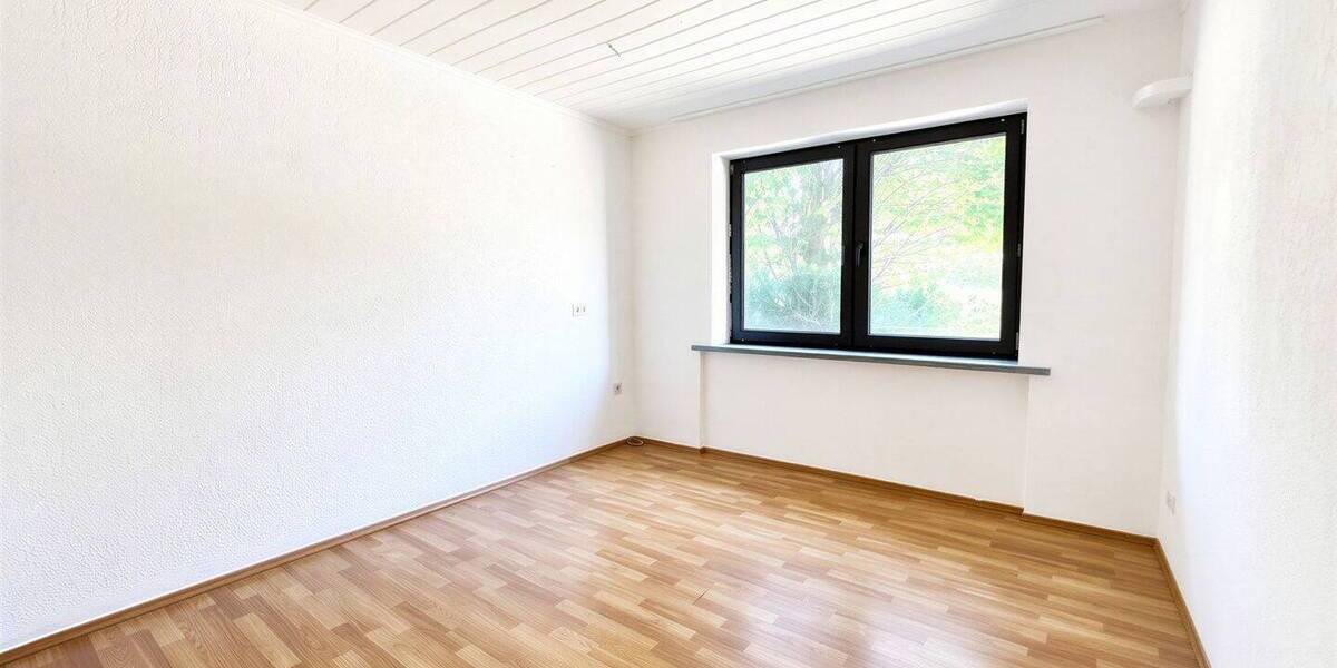 Mehrfamilienhaus, Wohnhaus Korschenbroich Kleinenbroich - 6 Zimmer, 139 m&sup2;, 419.000&euro; | Angebot:26723085