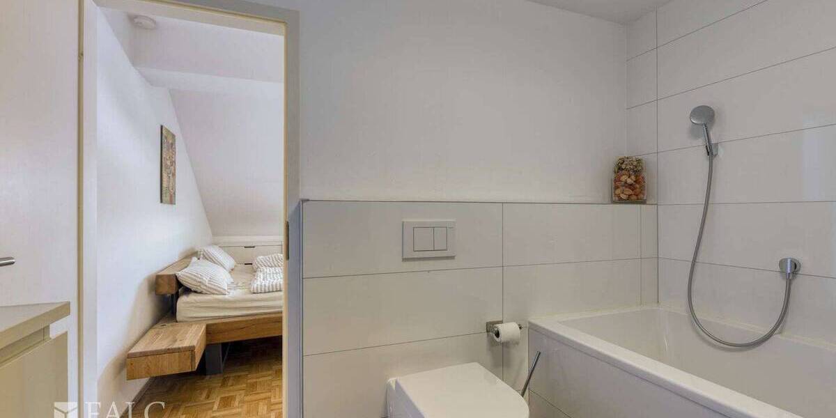 Etagenwohnung Köln Bocklemünd/Mengenich - 3 Zimmer, 110 m&sup2;, 469.000&euro; | Angebot:26475197