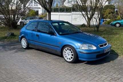 Honda Civic 185.000 km 3.250 &euro; Ratingen 40880