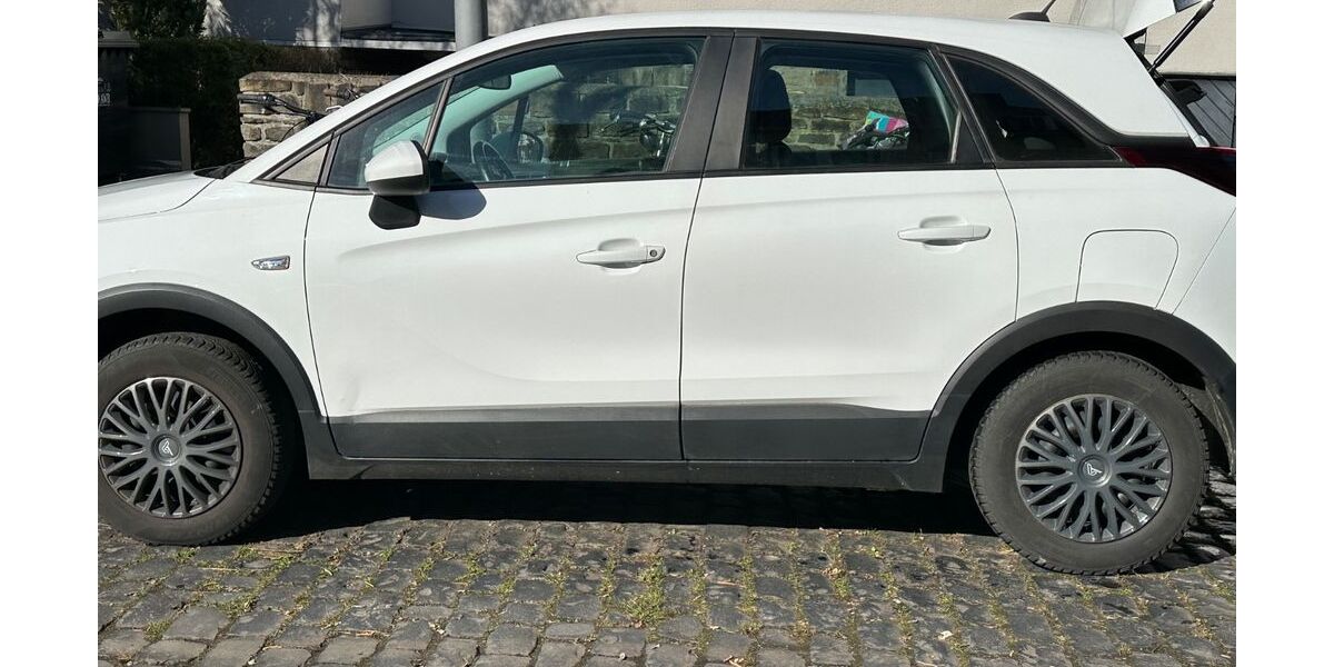 Opel Crossland (X) 34.000 km 12.700 &euro; Köln 50937