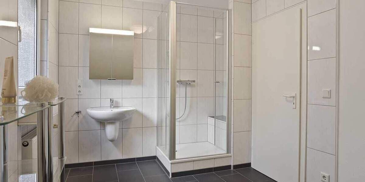 Einfamilienhaus Ratingen Ost - 5 Zimmer, 161 m&sup2;, 895.000&euro; | Angebot:25688727