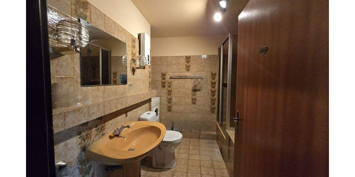 Etagenwohnung Leverkusen Quettingen - 3 Zimmer, 84 m&sup2;, 296.000&euro; | Angebot:25740370