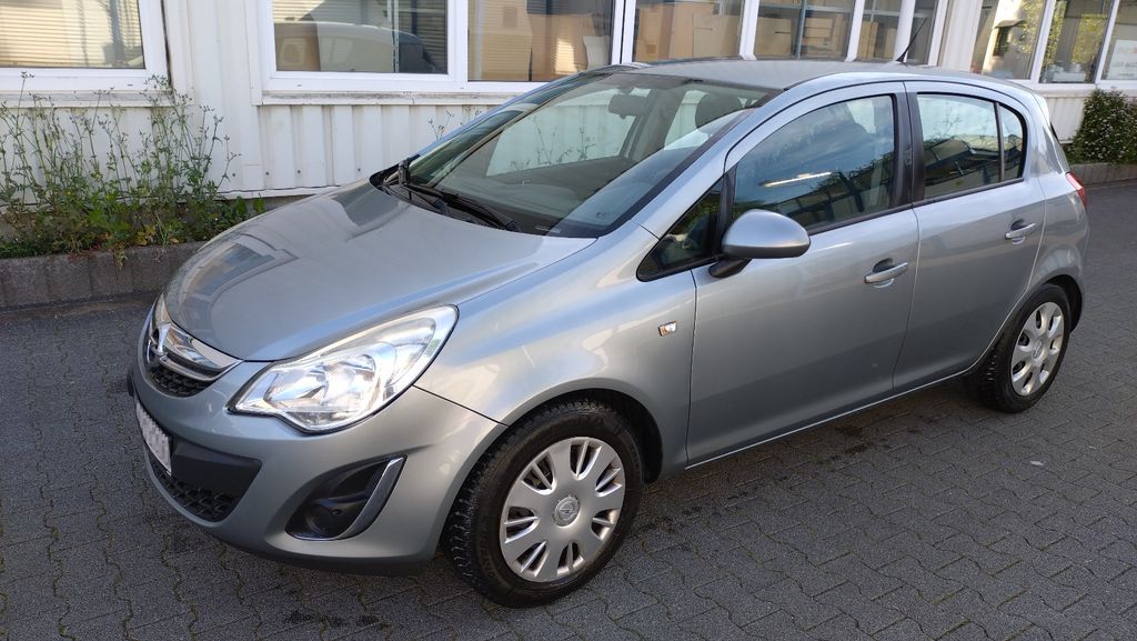 Opel Corsa 164.000 km 1.990 &euro; Haan 42781