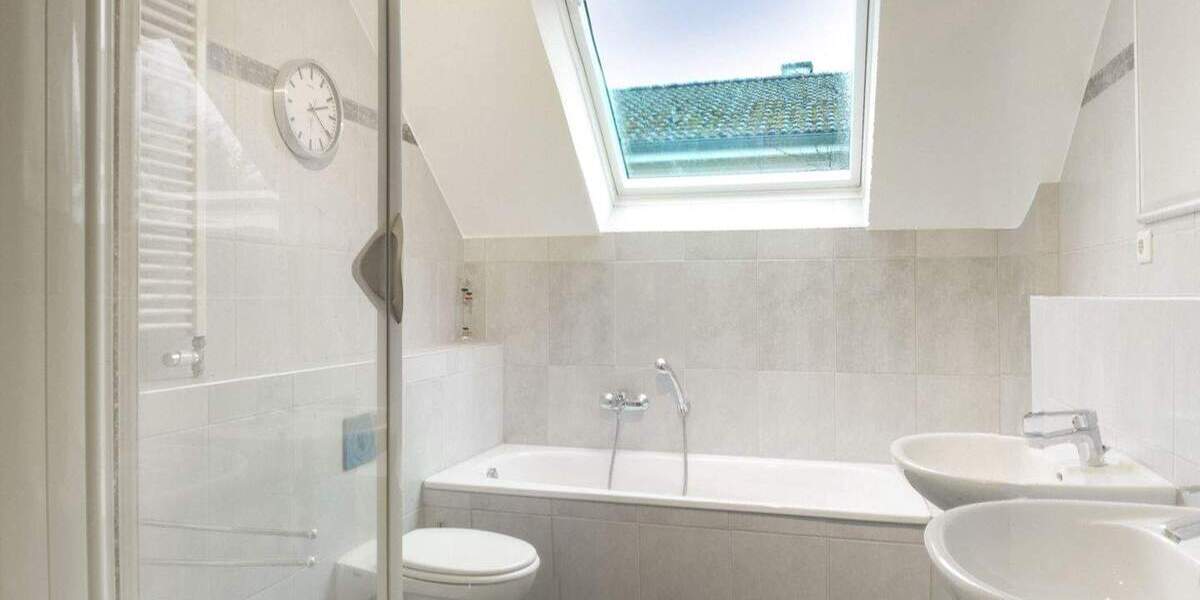 Einfamilienhaus Leichlingen - 6 Zimmer, 156 m&sup2;, 650.000&euro; | Angebot:25686658