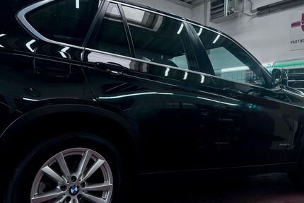 BMW X5 182.000 km 21.200 &euro; Köln 50968