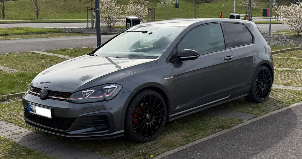 VW Golf 84.700 km 17.250 &euro; Leichlingen 42799