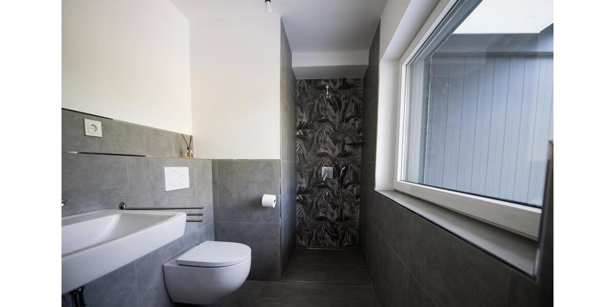 Etagenwohnung Köln Lindenthal - 1 Zimmer, 50 m&sup2;, 1.000&euro; | Angebot:25987311