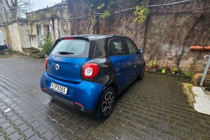 Smart ForFour 96.000 km 9.800 &euro; Köln 51103