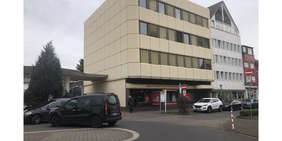 Hervorragendes Grundstück in Frechen mit Baugenehmigung - Grundstück Frechen Zentrum | Angebot:24660411