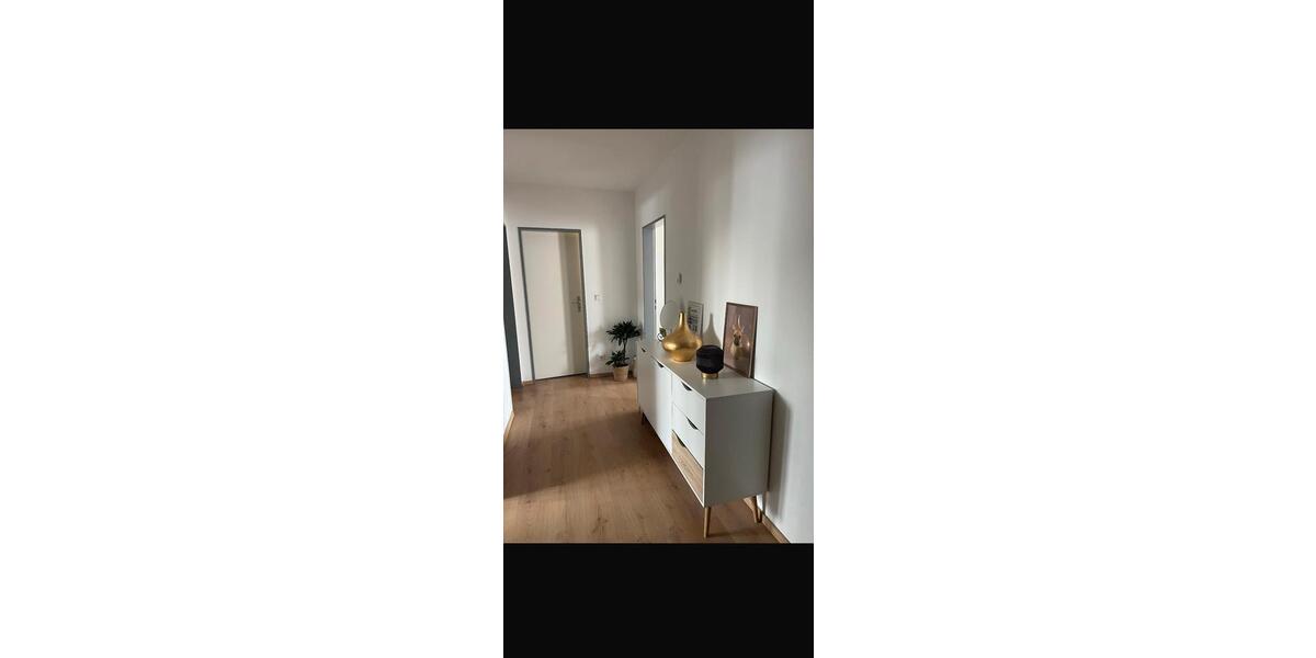 Dachgeschoßwohnung Leverkusen Bürrig - 3 Zimmer, 65 m&sup2;, 950&euro; | Angebot:26022995