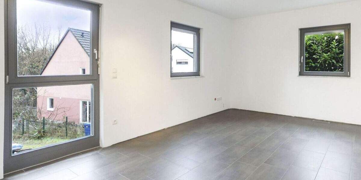 Einfamilienhaus Leverkusen Quettingen - 8 Zimmer, 285 m&sup2;, 989.000&euro; | Angebot:25900055