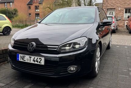 VW Golf 136.000 km 7.599 &euro; Jüchen 41363