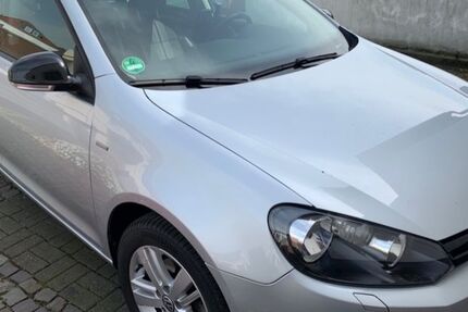VW Golf 132.000 km 6.300 &euro; Langenfeld 40764