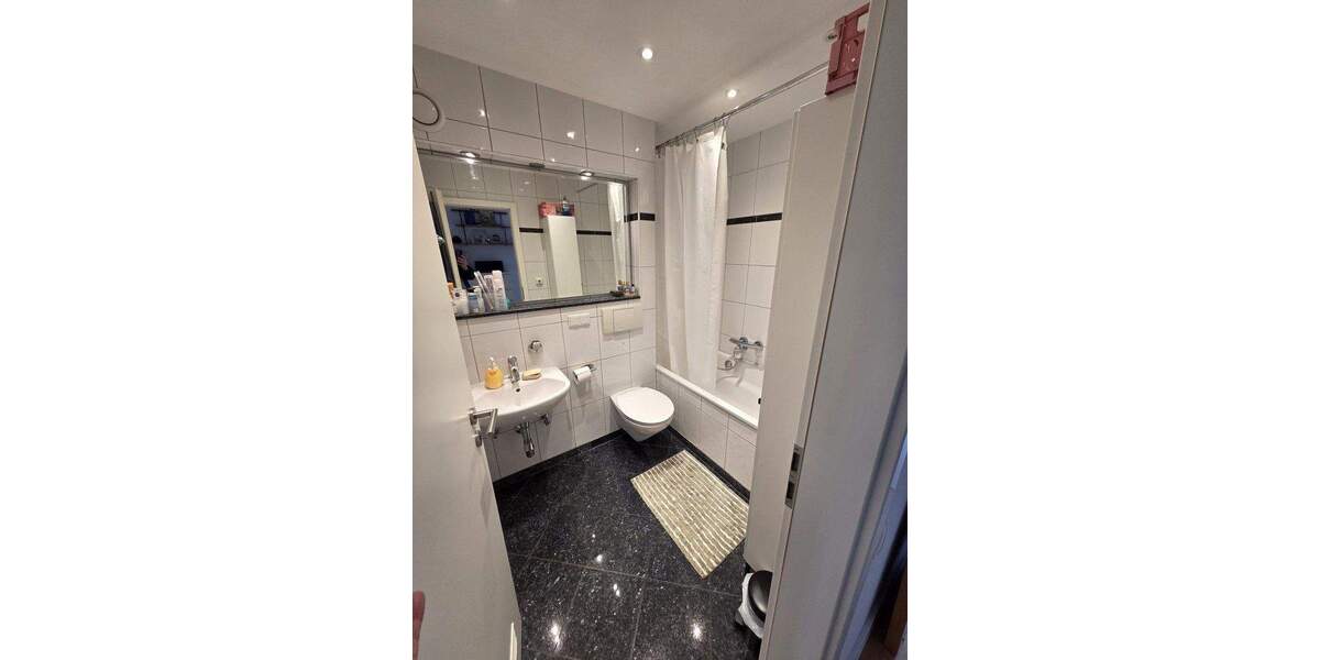 Etagenwohnung Ratingen Hösel - 3 Zimmer, 87 m&sup2;, 305.000&euro; | Angebot:25781567