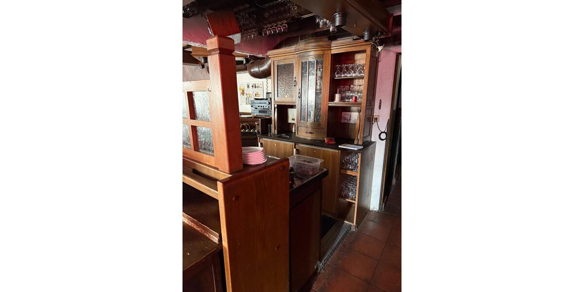 Erdgeschoßwohnung Solingen Höhscheid - 9 Zimmer, 309 m&sup2;, 199.000&euro; | Angebot:26621221