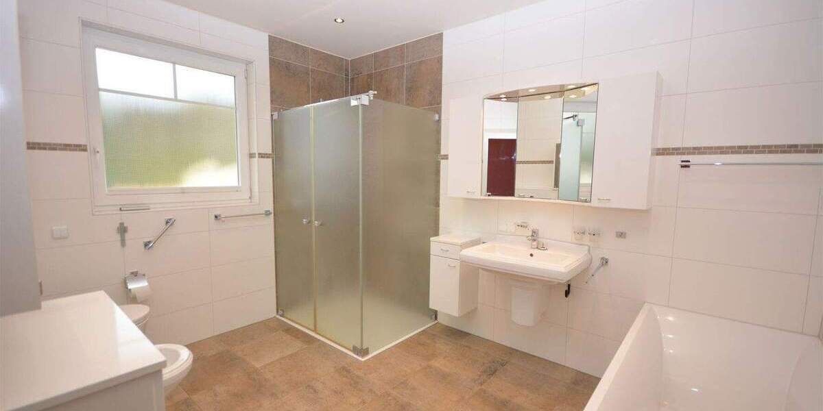 Einfamilienhaus Köln Widdersdorf - 5 Zimmer, 233 m&sup2;, 1.595.000&euro; | Angebot:25822087