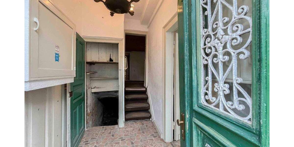 Einfamilienhaus Solingen Gräfrath - 6 Zimmer, 160.000&euro; | Angebot:25654464