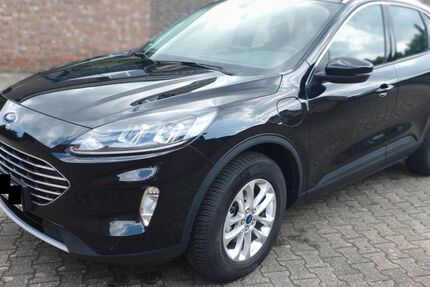 Ford Kuga 26.000 km 21.450 &euro; Frechen 50226
