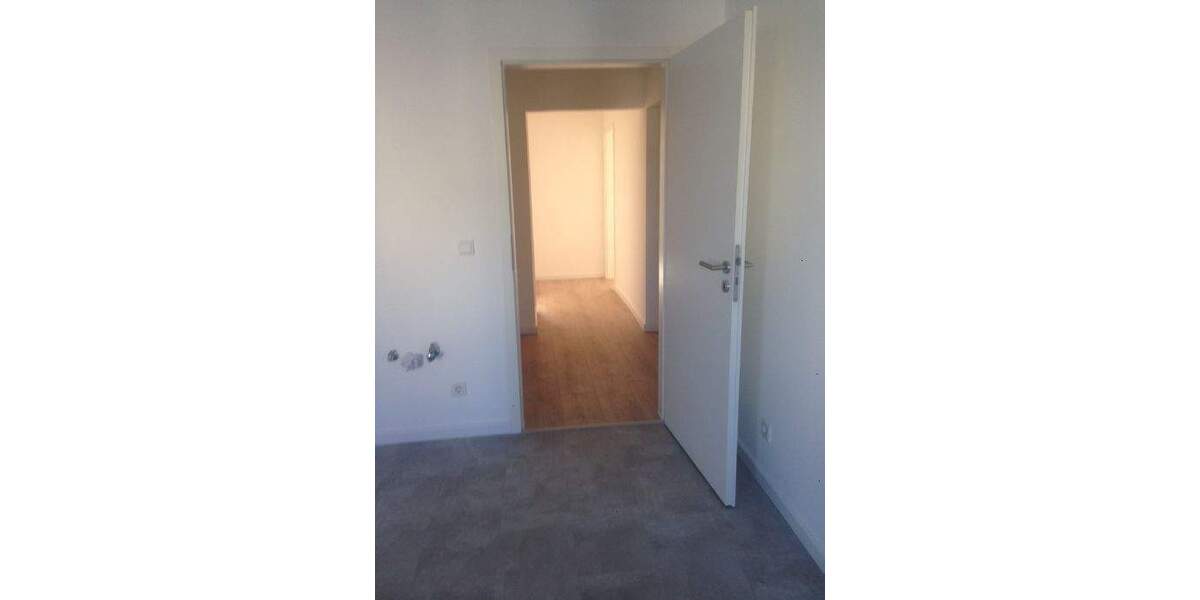Etagenwohnung Köln Sürth - 3 Zimmer, 94 m&sup2;, 1.250&euro; | Angebot:26723163