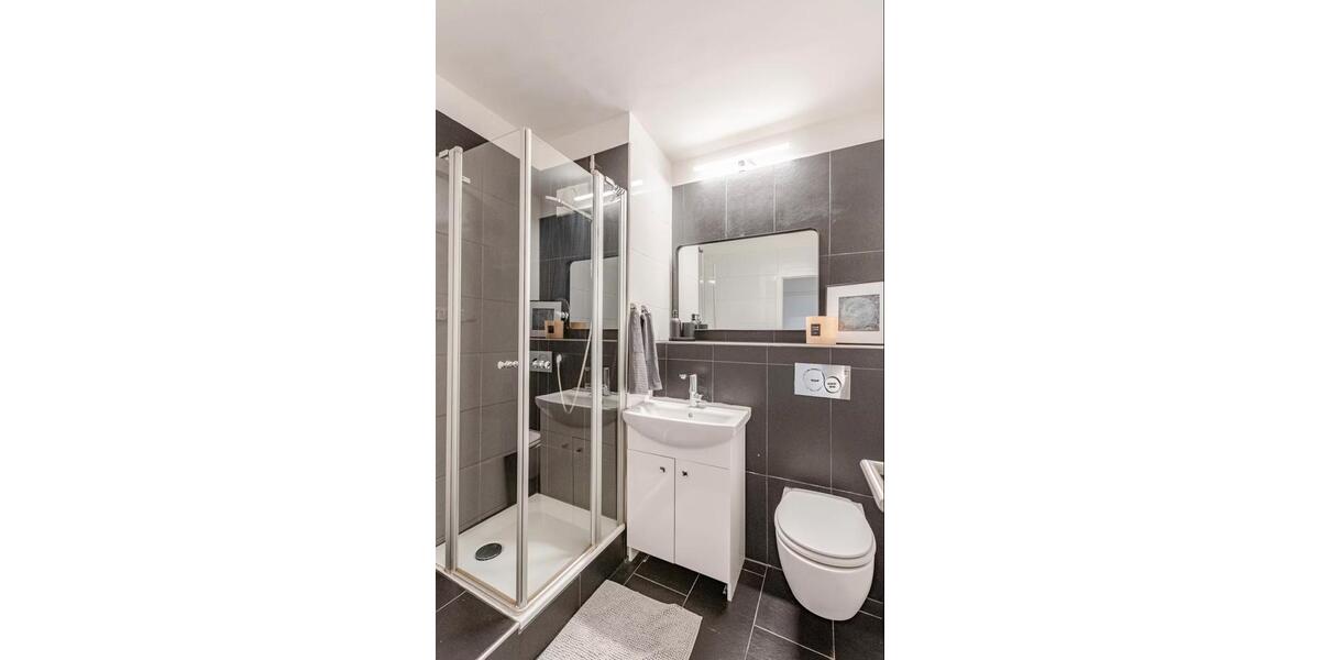 Etagenwohnung Köln Ehrenfeld - 1 Zimmer, 32 m&sup2;, 1.750&euro; | Angebot:25962560