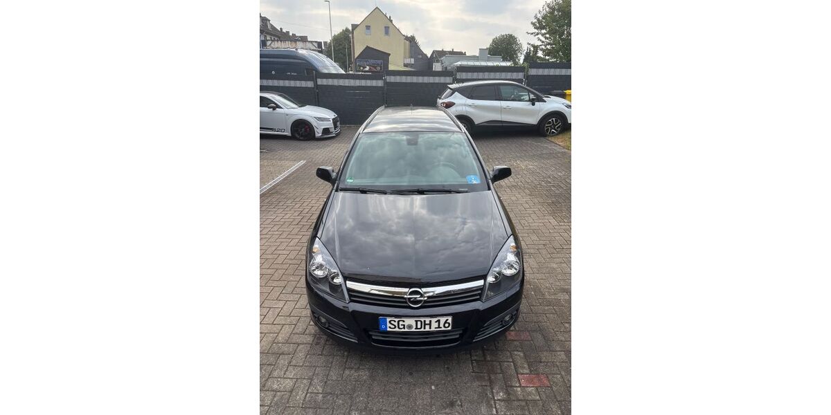 Opel Astra 201.155 km 2.199 &euro; Hilden 40724