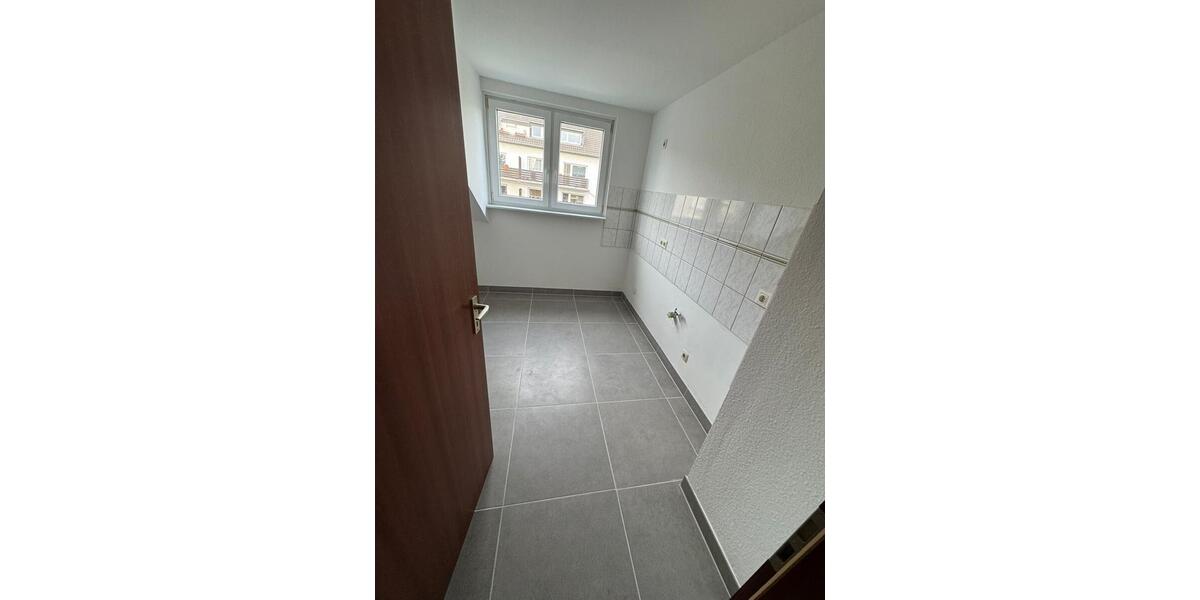 Etagenwohnung Köln Porz - 3 Zimmer, 86 m&sup2;, 1.380&euro; | Angebot:25854650
