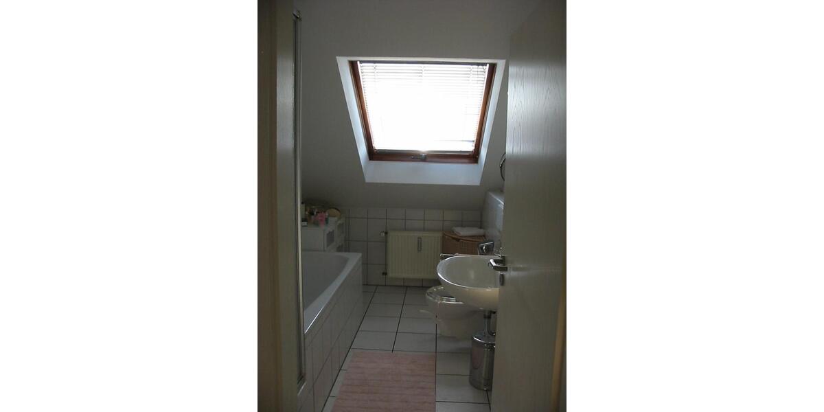 Dachgeschoßwohnung Köln Porz - 2 Zimmer, 265.000&euro; | Angebot:23566777