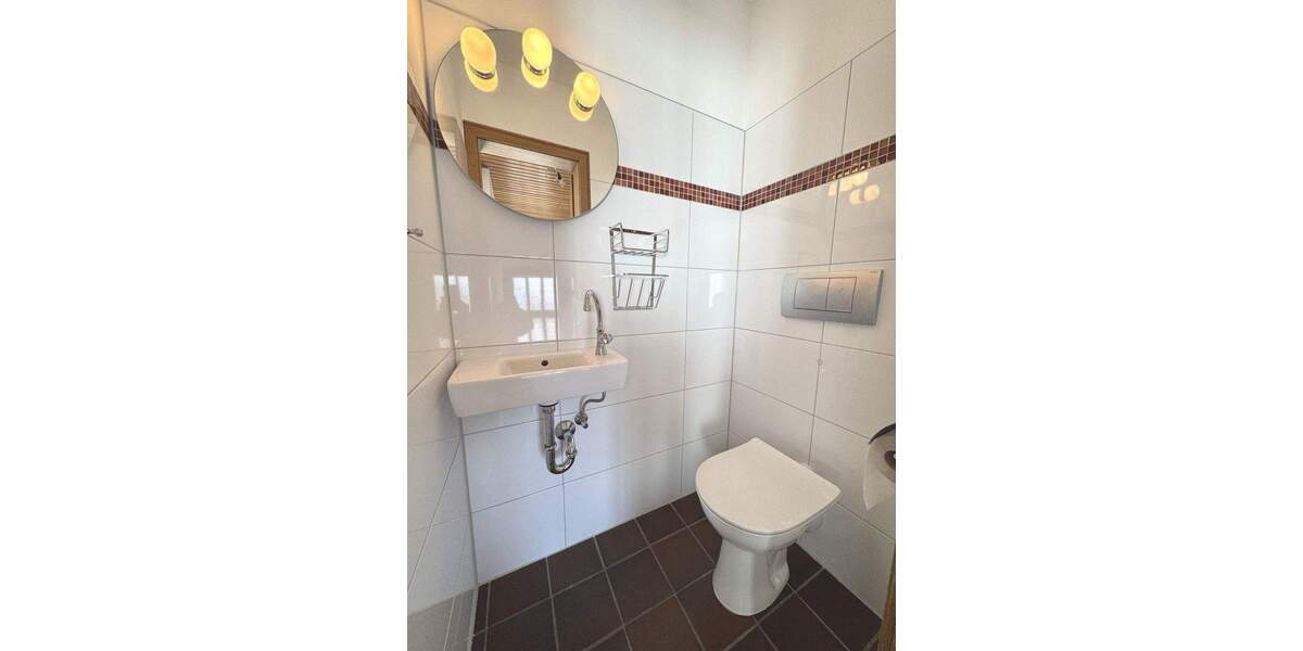 Reihenmittelhaus Burscheid - 6 Zimmer, 122 m&sup2;, 395.000&euro; | Angebot:25686259