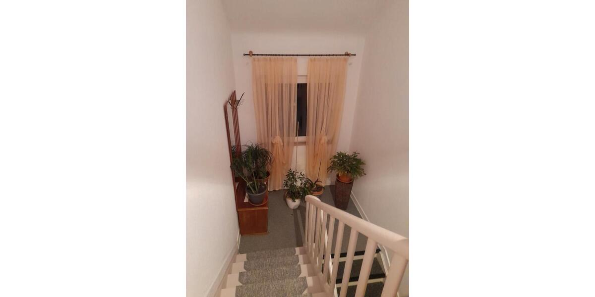 Einfamilienhaus Grevenbroich - 6 Zimmer, 126 m&sup2;, 1.200&euro; | Angebot:26682762
