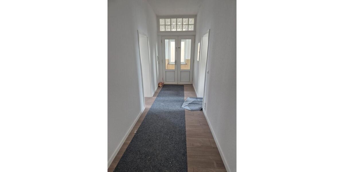 Etagenwohnung Solingen Mitte - 5 Zimmer, 116 m&sup2;, 1.100&euro; | Angebot:26648947