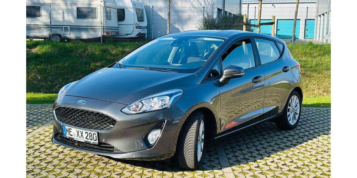 Ford Fiesta 82.000 km 9.200 &euro; Hilden 40721
