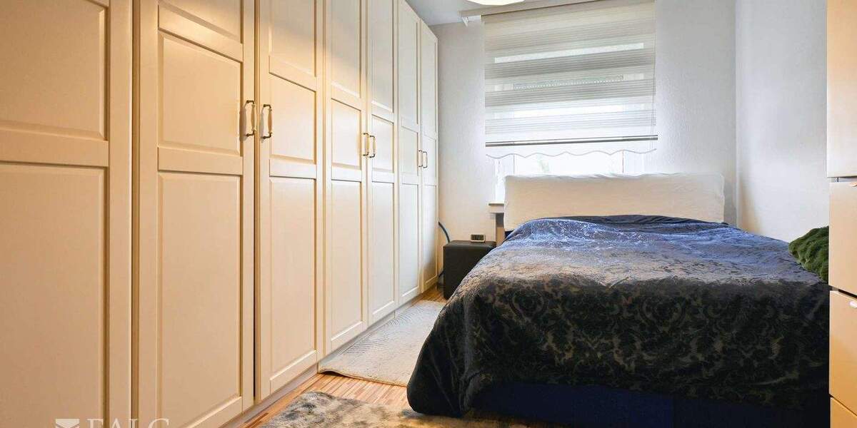 Etagenwohnung Brühl Kierberg - 3 Zimmer, 78 m&sup2;, 245.000&euro; | Angebot:25696522