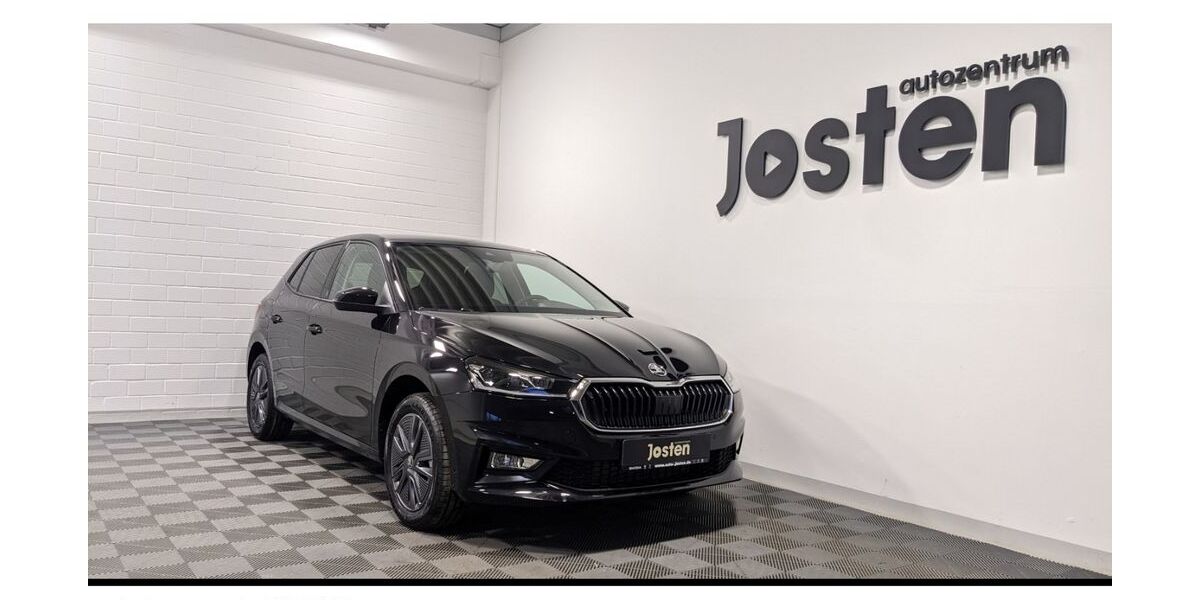 Skoda Fabia 5.000 km 25.390 &euro; Monheim 40789