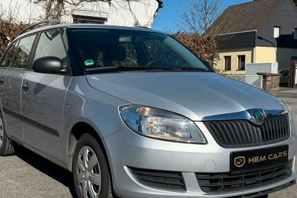 Skoda Fabia 157.000 km 3.799 &euro; Langenfeld 40764