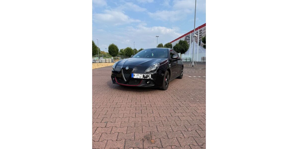 Alfa Romeo Giulietta 36.000 km 15.900 &euro; Köln 51107