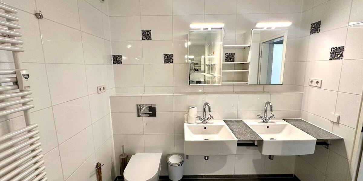 Etagenwohnung Neuss Gnadental - 4 Zimmer, 140 m&sup2;, 1.550&euro; | Angebot:26641440