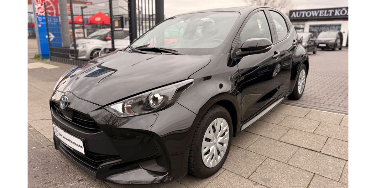 Toyota Yaris 46.091 km 17.990 &euro; Köln 51065