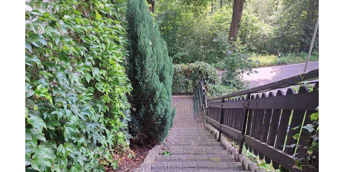 Mehrfamilienhaus, Wohnhaus Kürten - 7 Zimmer, 186 m&sup2;, 350.000&euro; | Angebot:25699790