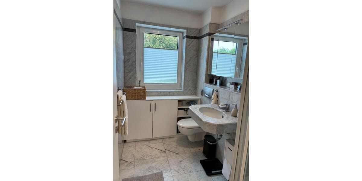 Erdgeschoßwohnung Solingen Ohligs - 2 Zimmer, 65 m&sup2;, 1.100&euro; | Angebot:25709798