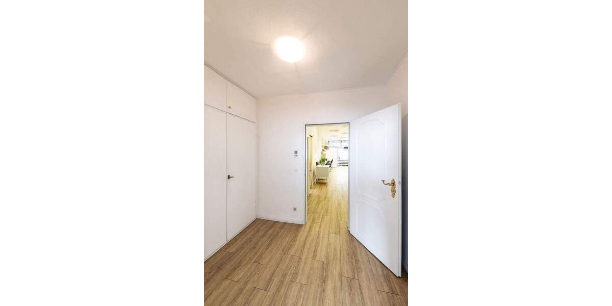 Gewerbeobjekt Düsseldorf Flingern Nord - 2 Zimmer, 200.000&euro; | Angebot:25705904