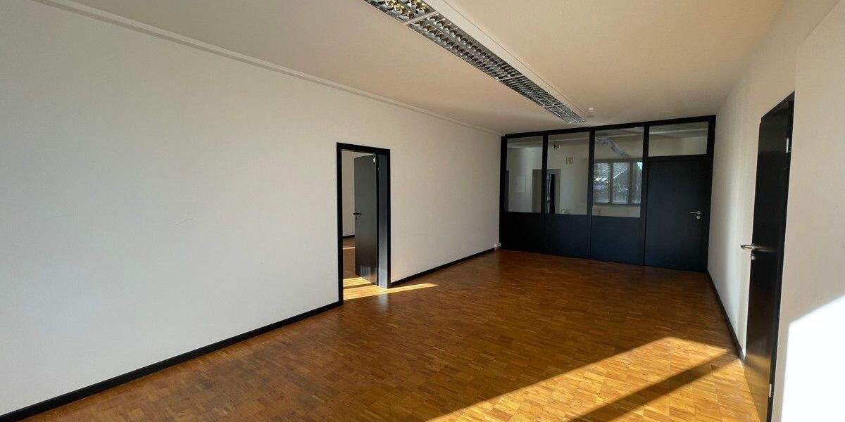 Gewerbeobjekt Kaarst Holzbüttgen - 7 Zimmer, 334 m&sup2;, 3.340&euro; | Angebot:25708221