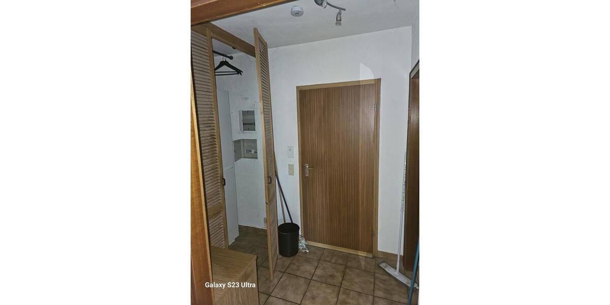 Etagenwohnung Solingen Wald - 1 Zimmer, 37 m&sup2;, 85.000&euro; | Angebot:27000620
