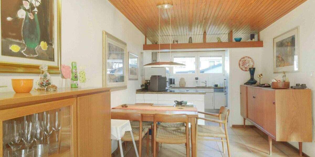 Reihenmittelhaus Leverkusen Rheindorf - 5 Zimmer, 121 m&sup2;, 368.000&euro; | Angebot:25929025