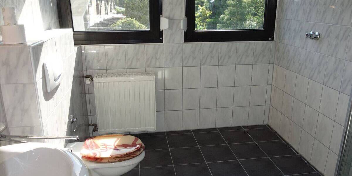 Einfamilienhaus Düsseldorf Hubbelrath - 7 Zimmer, 237 m&sup2;, 870.000&euro; | Angebot:25665188