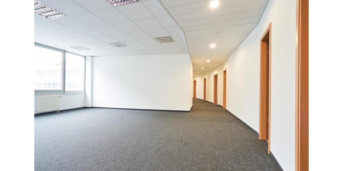 Gewerbeobjekt Neuss - 2&euro; | Angebot:23805406