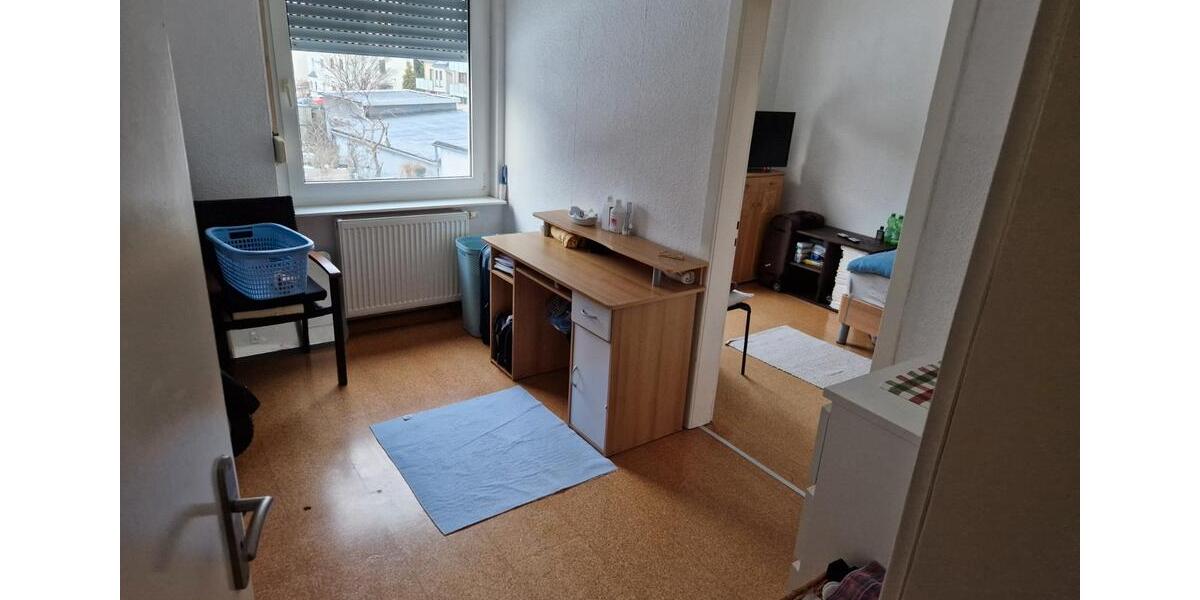 Erdgeschoßwohnung Solingen Central - 4 Zimmer, 83 m&sup2;, 229.000&euro; | Angebot:26710915