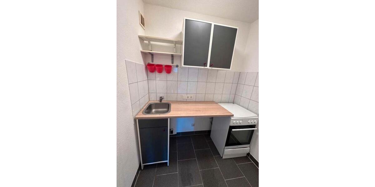 Erdgeschoßwohnung Düsseldorf Stadtbezirk 9 - 1.5 Zimmer, 29 m&sup2;, 645&euro; | Angebot:26003624